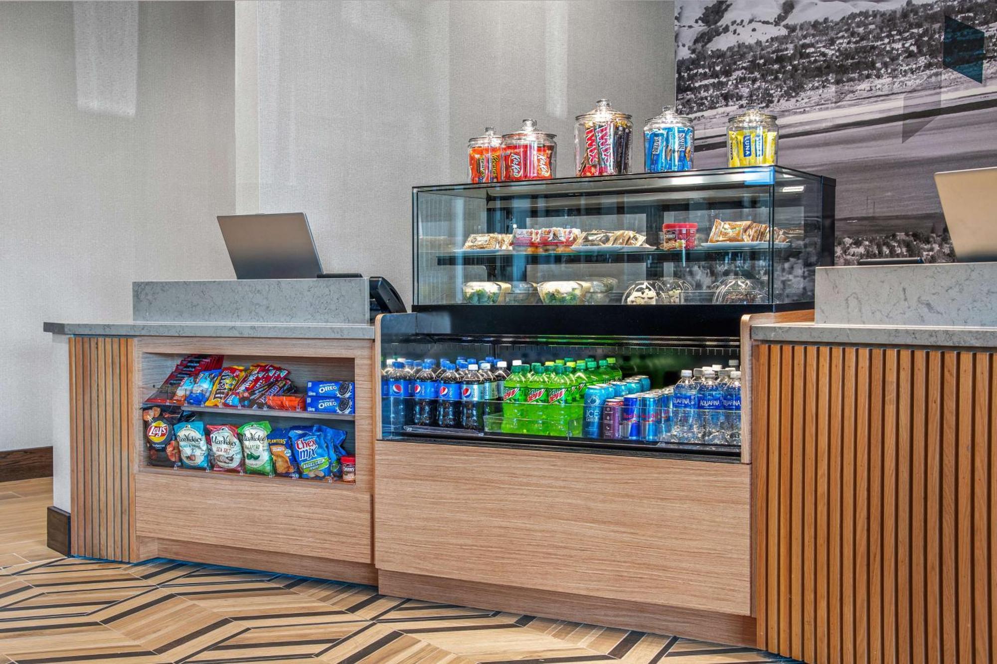 Hyatt Place Newark-Silicon Valley Eksteriør billede
